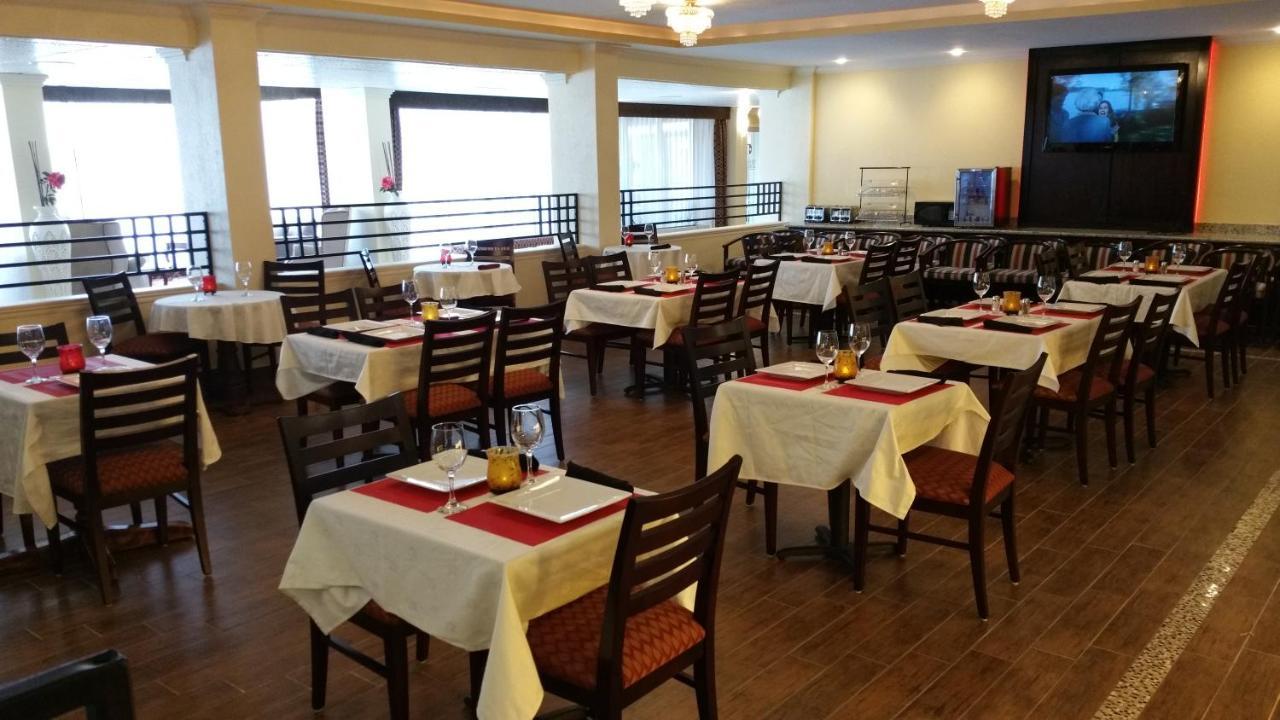 Ramada By Wyndham Houston Intercontinental Airport East Hotel Humble Exterior photo