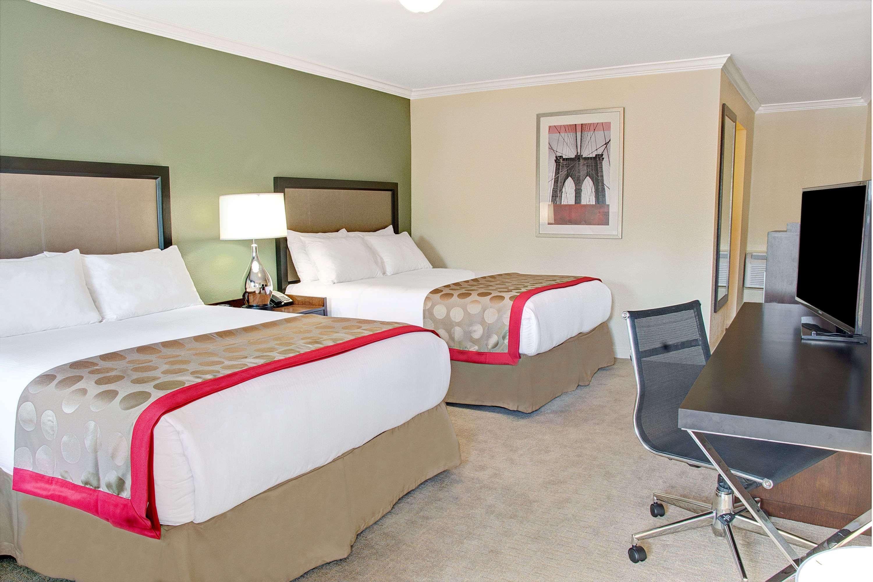 Ramada By Wyndham Houston Intercontinental Airport East Hotel Humble Exterior photo