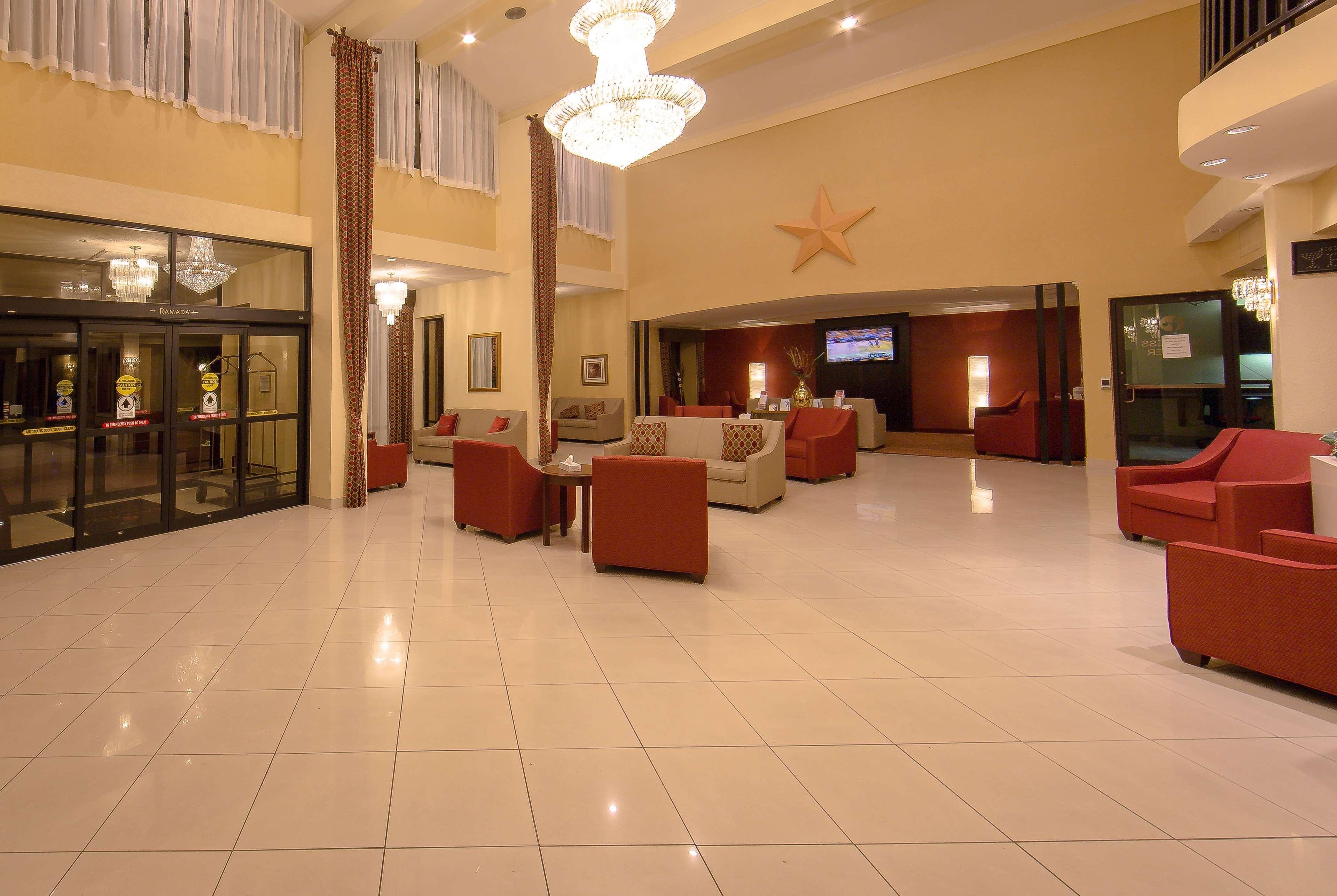 Ramada By Wyndham Houston Intercontinental Airport East Hotel Humble Exterior photo