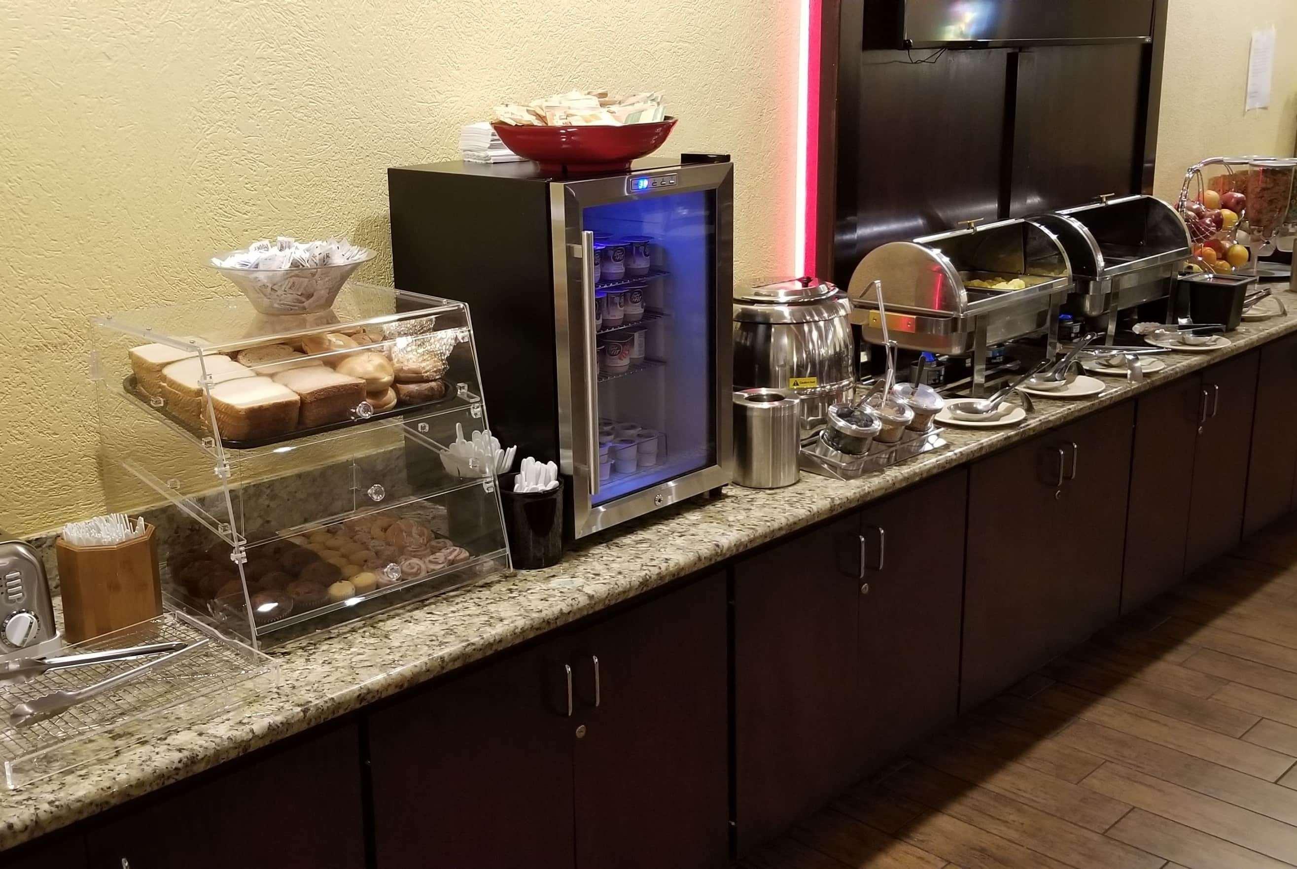 Ramada By Wyndham Houston Intercontinental Airport East Hotel Humble Exterior photo