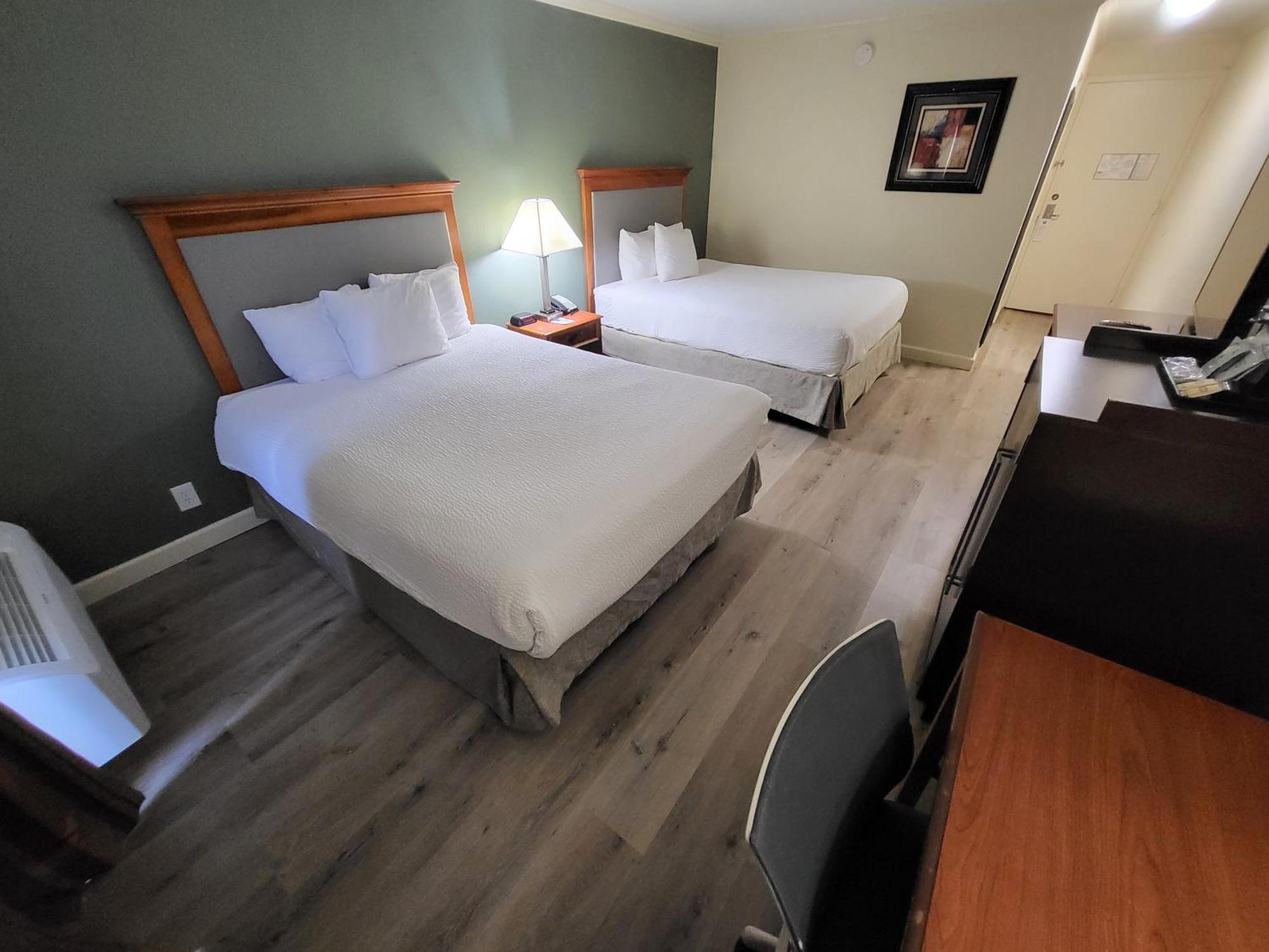 Ramada By Wyndham Houston Intercontinental Airport East Hotel Humble Room photo