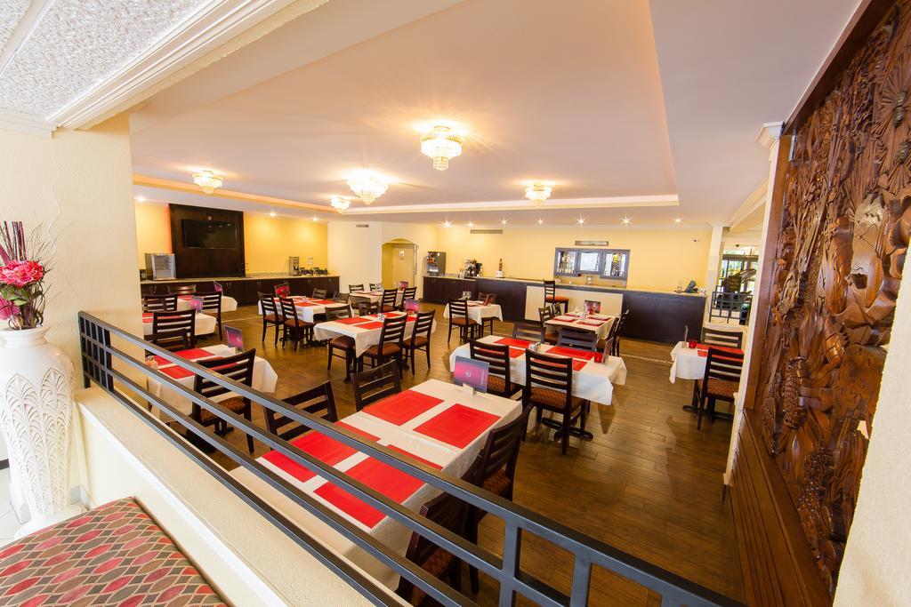 Ramada By Wyndham Houston Intercontinental Airport East Hotel Humble Exterior photo