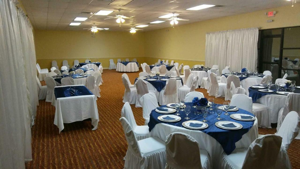 Ramada By Wyndham Houston Intercontinental Airport East Hotel Humble Exterior photo